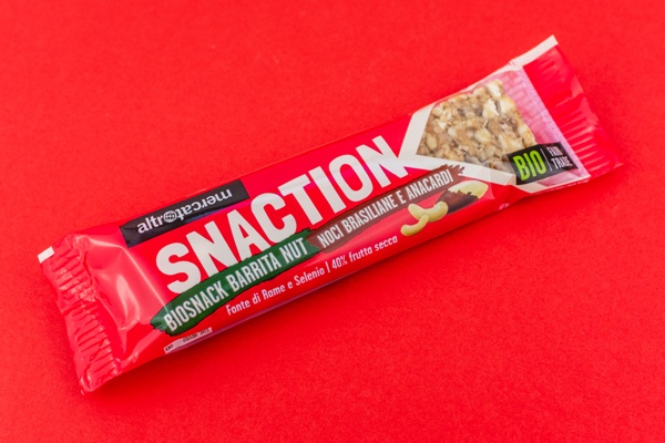 Biosnack  Barrita Nut alle noci Brasiliane e anacardi
