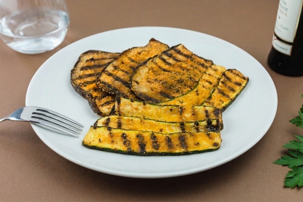 Melanzane e zucchine gratinate
