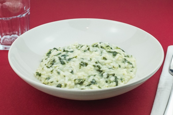 Risotto con spinacino fresco e stracchino