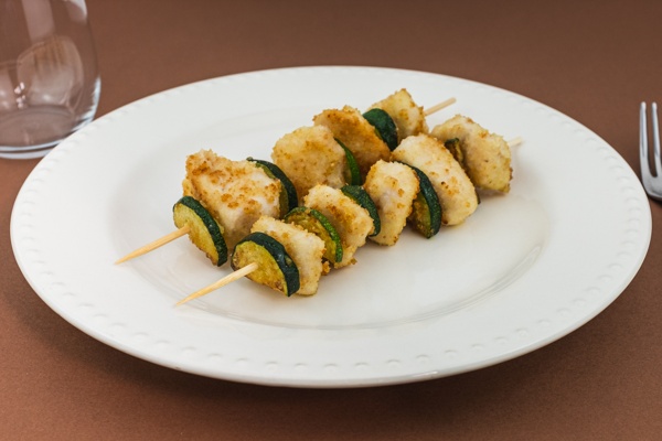 Spiedini di pollo e zucchine